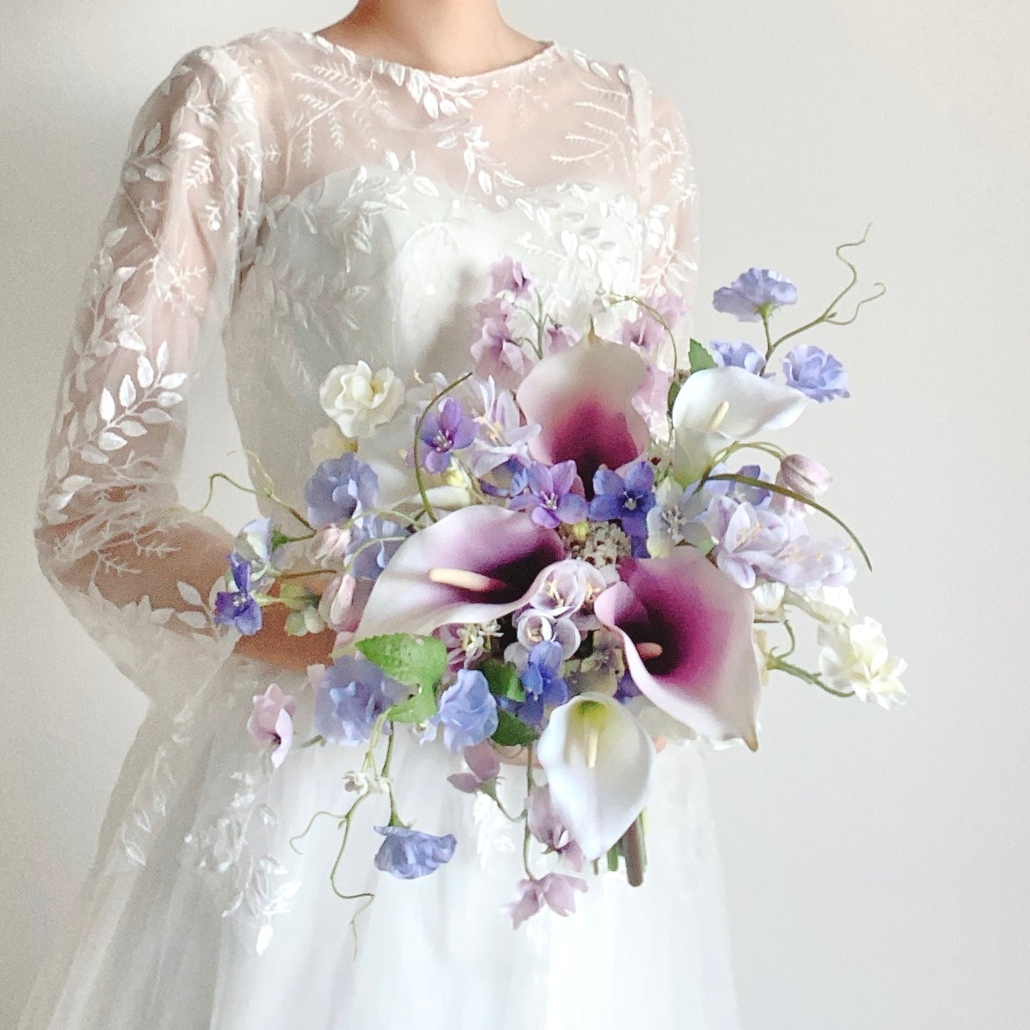 Lily & Sweetpea bouquet