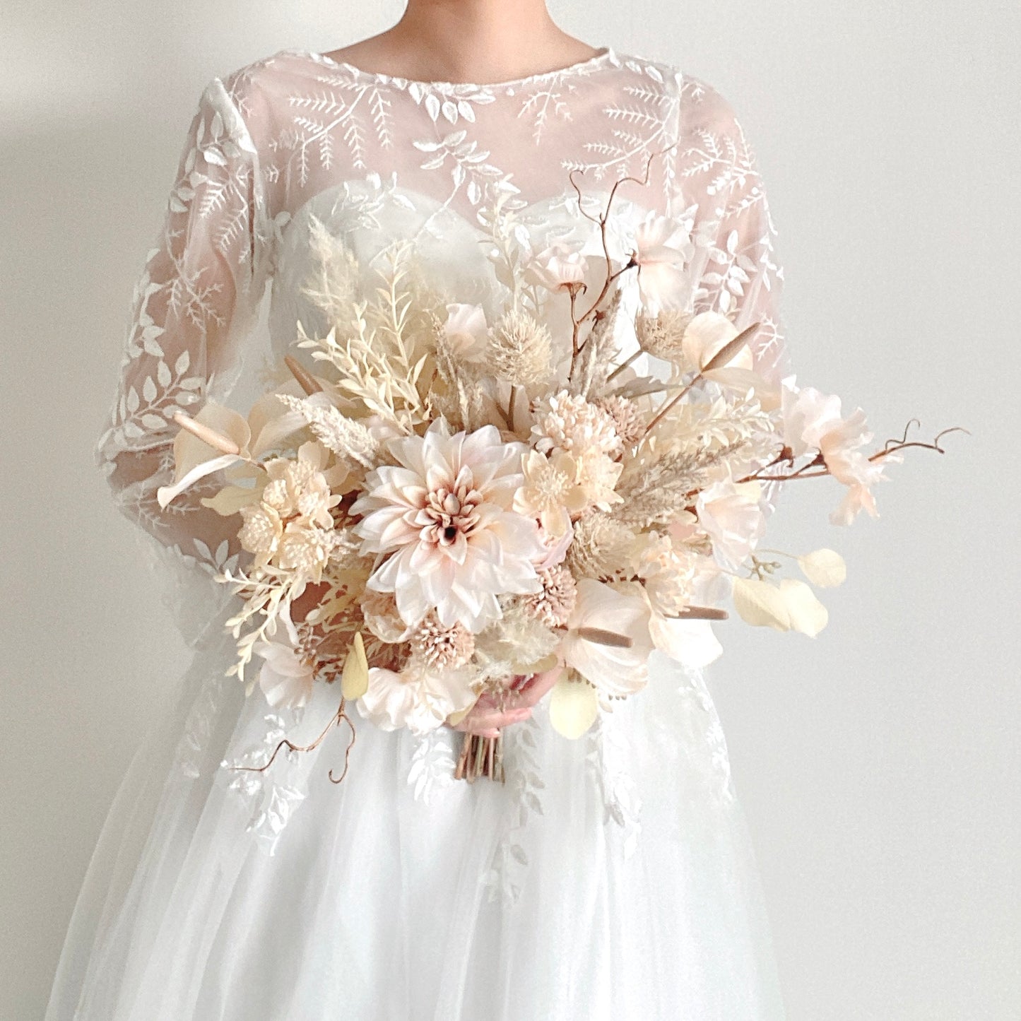 Ivory bouquet