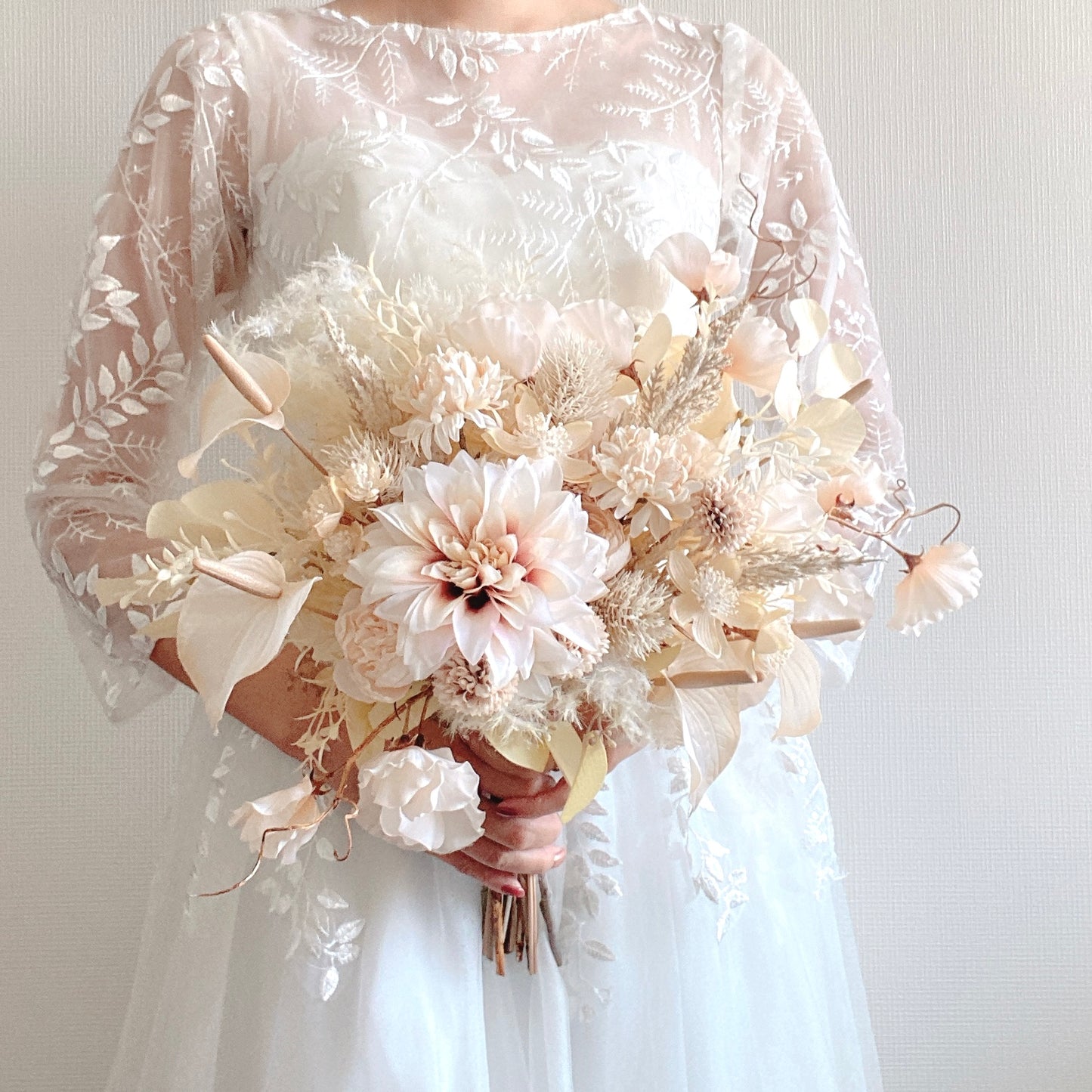 Ivory bouquet