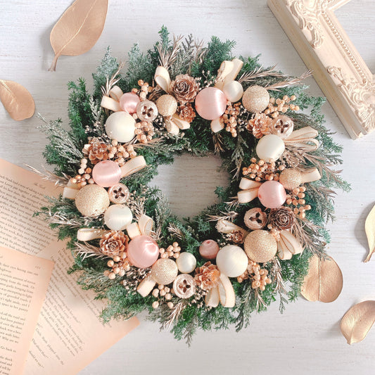 Christmas wreath (white pink)